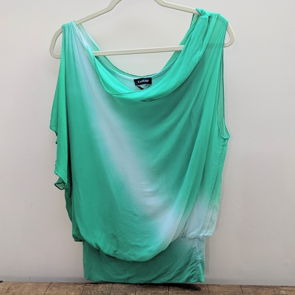 NEW BEBE Ombre top - Picture 1 of 8